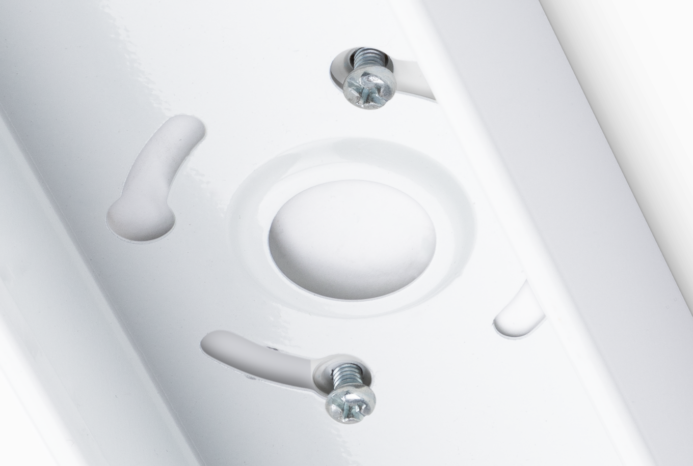 Skypack Pro keyhole BESA mounting points Skypack Pro keyhole BESA mounting points